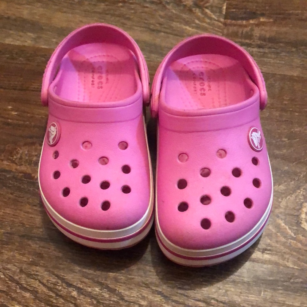 Toddler crocs, size 8
